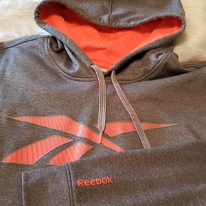 Reebok Pullover